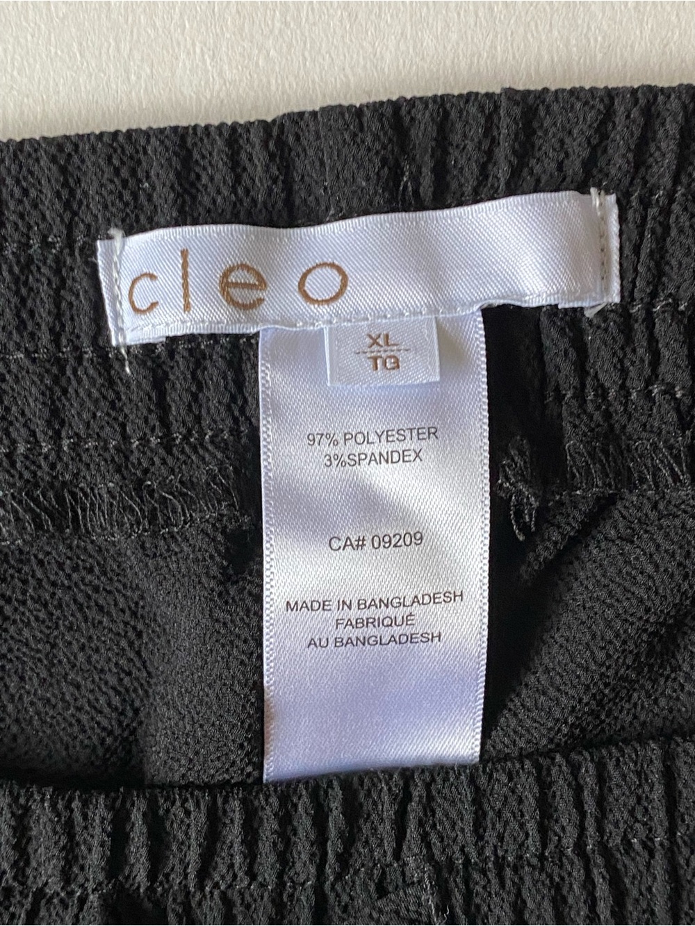 Cleo Black Elastic Waist Tulip Pants Size XL - Picture 6 of 12